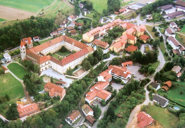 040-Reichenbach_Luftbild.jpg.medium.jpeg